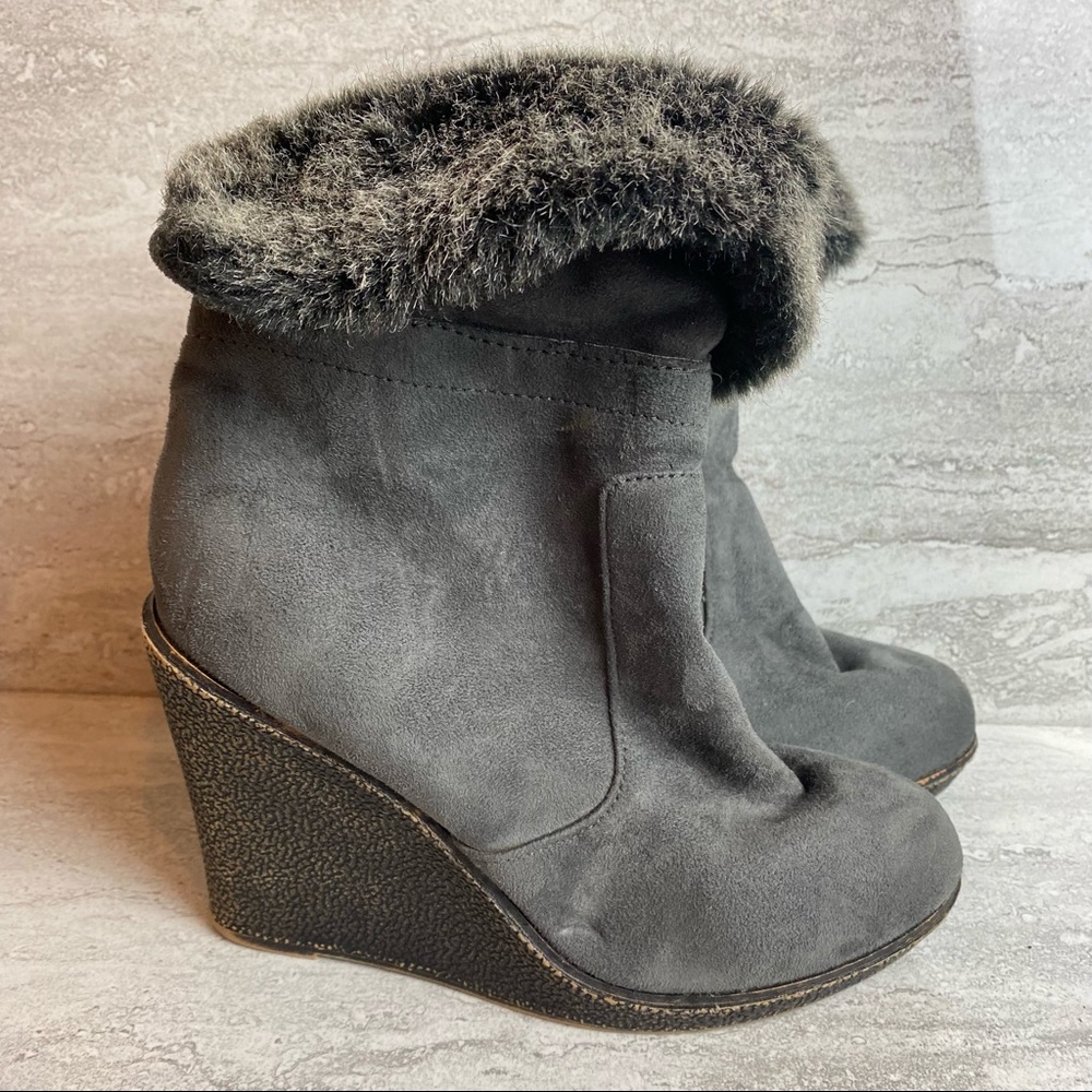 Zigzsoho grey faux fur wedge boots Gabriel 8